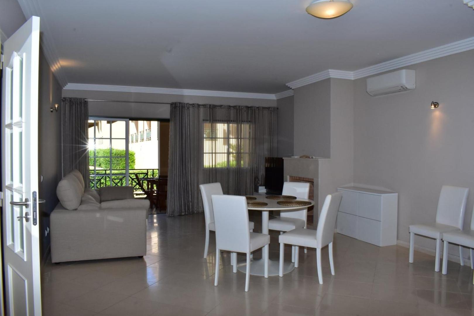 The Albufeira Concierge - Villa Santa Eulalia Olhos de Agua  Buitenkant foto